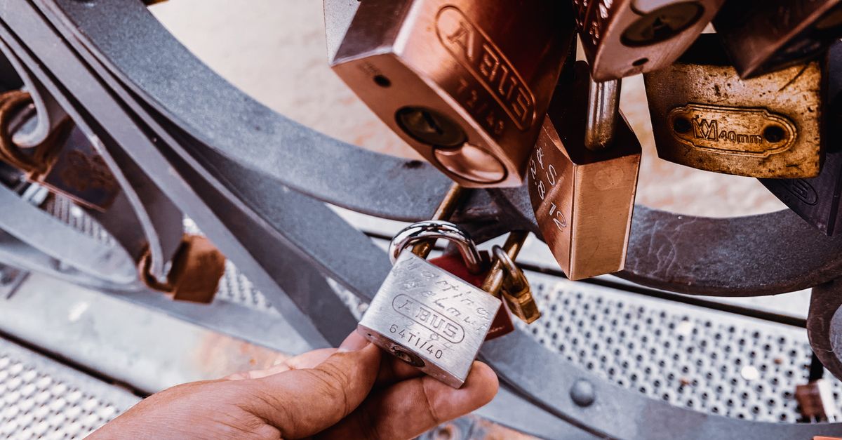 locksmith tools keys — Roslyn Heights Locksmith